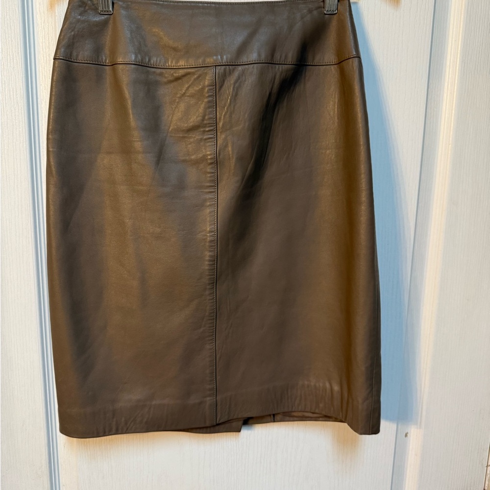Carlisle Leather Pencil Skirt in Dark Brown